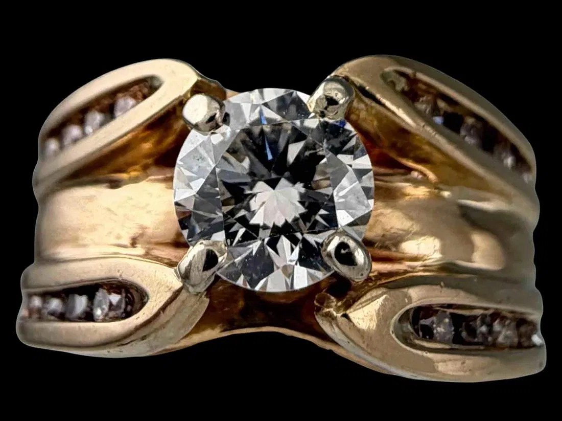 Vintage 14K Diamond Solitaire Ring